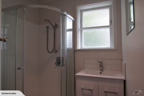 Photo of property in 2 Forth Terrace, Roslyn, Palmerston North, 4414