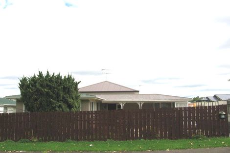 Photo of property in 17 Lavas Place, Mount Wellington, Auckland, 1060