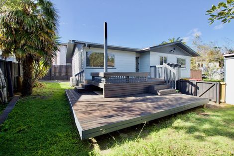 Photo of property in 1/64 Borich Road, Sunnyvale, Auckland, 0612