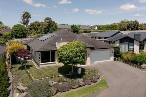 Photo of property in 30 Broadwater Close, Pyes Pa, Tauranga, 3112