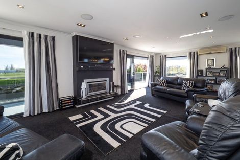 Photo of property in 2 Ludlow Drive, Huntingdon, Ashburton, 7774