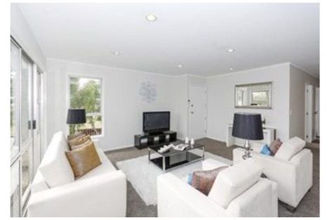 Photo of property in 73 Pine Avenue, Henderson, Auckland, 0612