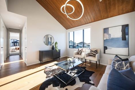 Photo of property in 2 Picnic Point Road, Hobsonville, Auckland, 0616