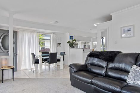 Photo of property in 11c Oceanbeach Road, Mount Maunganui, 3116