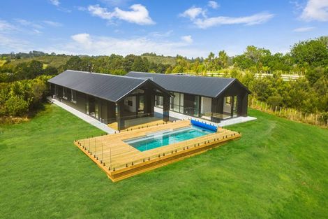 Photo of property in 83 Waymau Lane, Coatesville, Albany, 0792