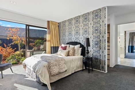 Photo of property in 21 Taunton Green, Papanui, Christchurch, 8052