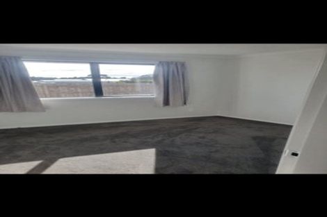 Photo of property in 84 Hinemoa Street, Levin, 5510