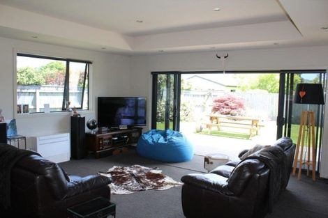 Photo of property in 11 Toiora Close, Takaka, 7110