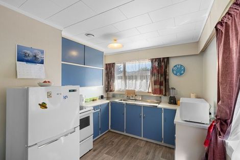 Photo of property in 1/4 Mckenzie Street, Levin, 5510