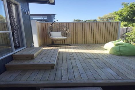 Photo of property in 72 Uxbridge Road, Cockle Bay, Auckland, 2014