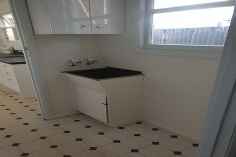 Photo of property in 12 Worcester Street, West End, Palmerston North, 4410