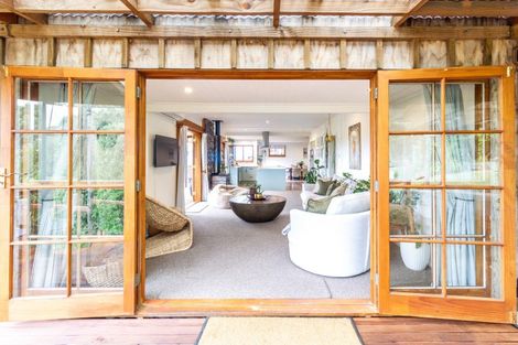 Photo of property in 265 Hill Road, Eskdale, Napier, 4182