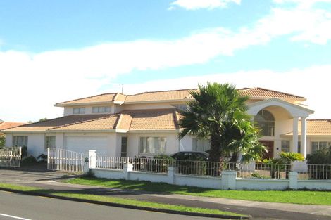 Photo of property in 55 Meadowland Drive, Somerville, Auckland, 2014