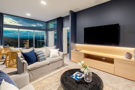 Photo of property in 6 Gazelle Lane, Redcliffs, Christchurch, 8081