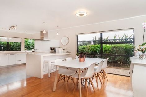 Photo of property in 2/16 Waller Avenue, Bucklands Beach, Auckland, 2012