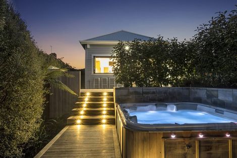 Photo of property in 8 Rosebery Street, Belleknowes, Dunedin, 9011