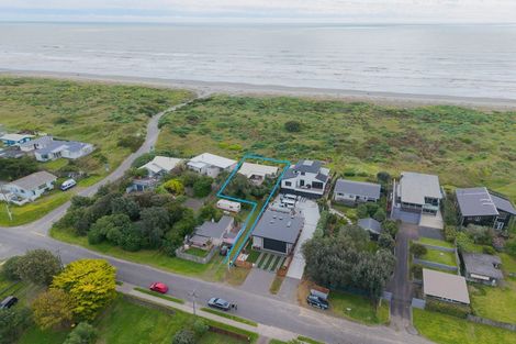 Photo of property in 71a Rua Avenue, Waitarere Beach, Levin, 5510