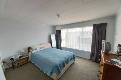 Photo of property in 1/183 Seaview Road, Westown, New Plymouth, 4310