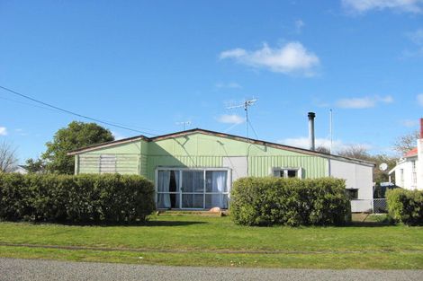 Photo of property in 32 Walter Street, Takapau, 4203