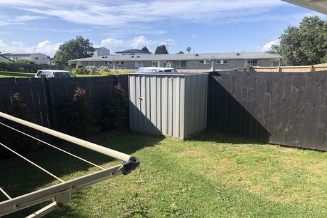 Photo of property in 2/27 Harwood Road, Mount Wellington, Auckland, 1060
