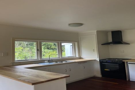 Photo of property in 368 Henderson Valley Road, Henderson Valley, Auckland, 0612