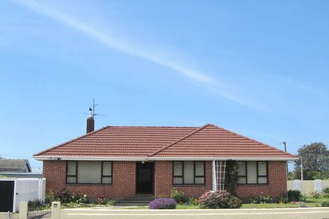 Photo of property in 323 Breezes Road, Aranui, Christchurch, 8061