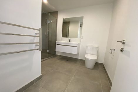 Photo of property in 10 Cessna Crescent, Mangere, Auckland, 2022