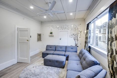 Photo of property in 17 Latham Street, Napier South, Napier, 4110