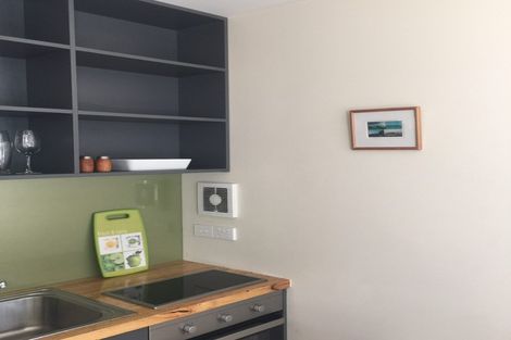 Photo of property in 33 Grove Road, Addington, Christchurch, 8024