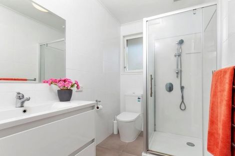 Photo of property in 1/84 Nile Road, Milford, Auckland, 0620