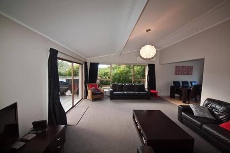 Photo of property in 3 Caesars Place, Churton Park, Wellington, 6037