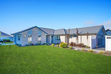 Photo of property in 26 Bayliss Drive, Kaiapoi, 7630