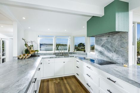 Photo of property in 97b Braemar Road, Castor Bay, Auckland, 0620