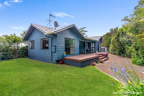 Photo of property in 21 Greenfield Road, Pollok, Waiuku, 2684