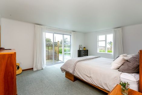 Photo of property in 246 Huatoki Street, Upper Vogeltown, New Plymouth, 4310