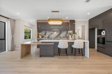 Photo of property in 58 Elevation Street, Flat Bush, Auckland, 2019