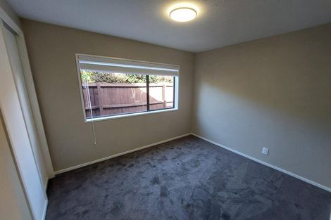 Photo of property in 4 Glenburn Place, Avonhead, Christchurch, 8042