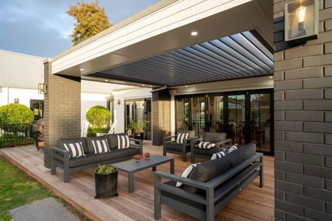 Photo of property in 3/45 Saint Kilda Road, Cambridge, 3434