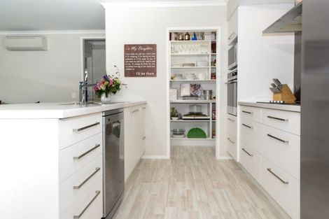 Photo of property in 35 Westmuir Crescent, Pokeno, 2402