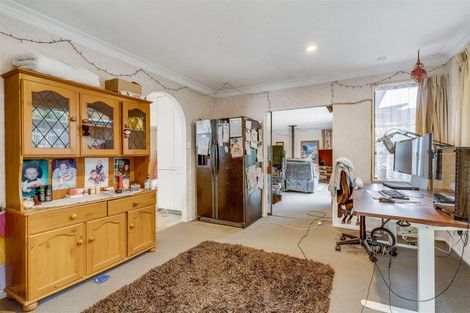 Photo of property in 70 Sarabande Avenue, Redwood, Christchurch, 8051