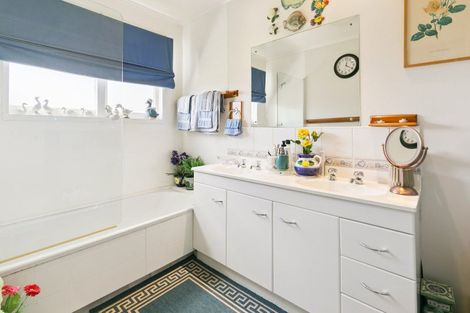 Photo of property in 24 Turriff Crescent, Tawa, Wellington, 5028