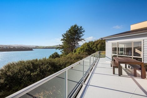 Photo of property in 18 Leeward Drive, Whitby, Porirua, 5024