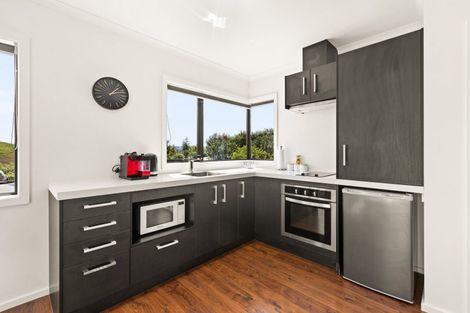Photo of property in 32 Quarry Ridge, Poraiti, Napier, 4182