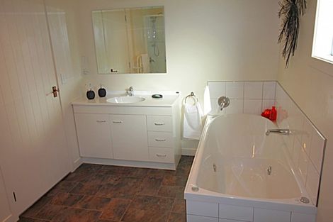 Photo of property in 1059 Hillside Manapouri Road, Manapouri, Te Anau, 9679