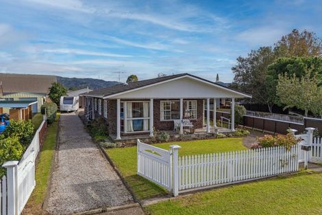 Photo of property in 9 Hamilton Crescent, Whitianga, 3510
