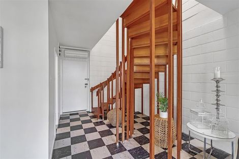 Photo of property in 1/99 Aikmans Road, Merivale, Christchurch, 8014