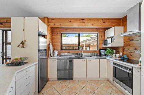 Photo of property in 331 Point Wells Road, Point Wells, 0986