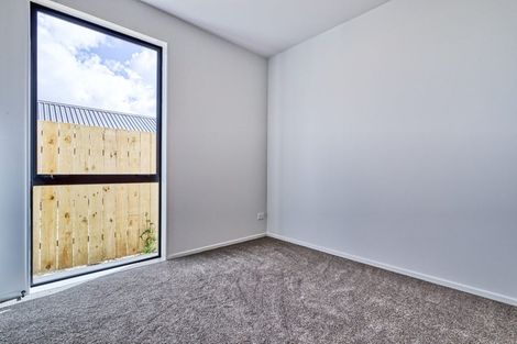 Photo of property in 20 Papai Lane, Massey, Auckland, 0614