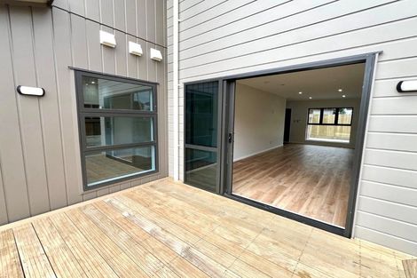 Photo of property in 44c Innismara Avenue, Wattle Downs, Auckland, 2103