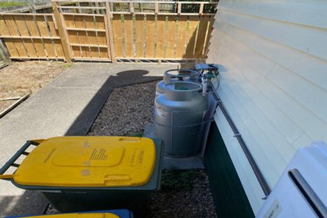 Photo of property in 3 Applewood Drive, Henderson, Auckland, 0612